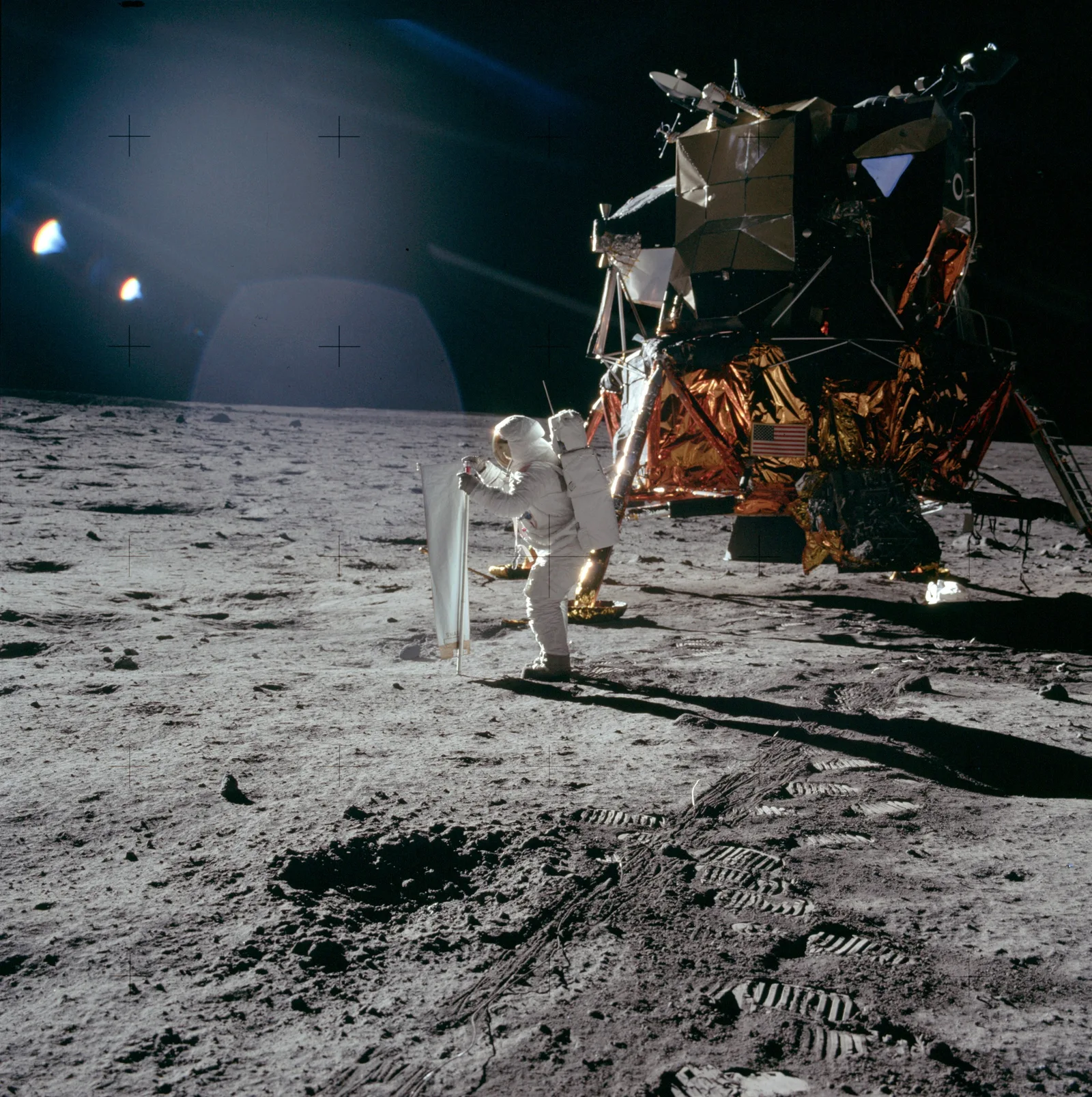 Apollo 11: Ay'da Güneş'i Yakalamak | UzayVe APOD